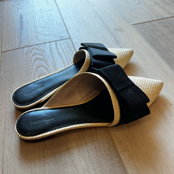 Mara&Mine Elegant‎ Black and Cream Women's Mules - Picture 2 of 3